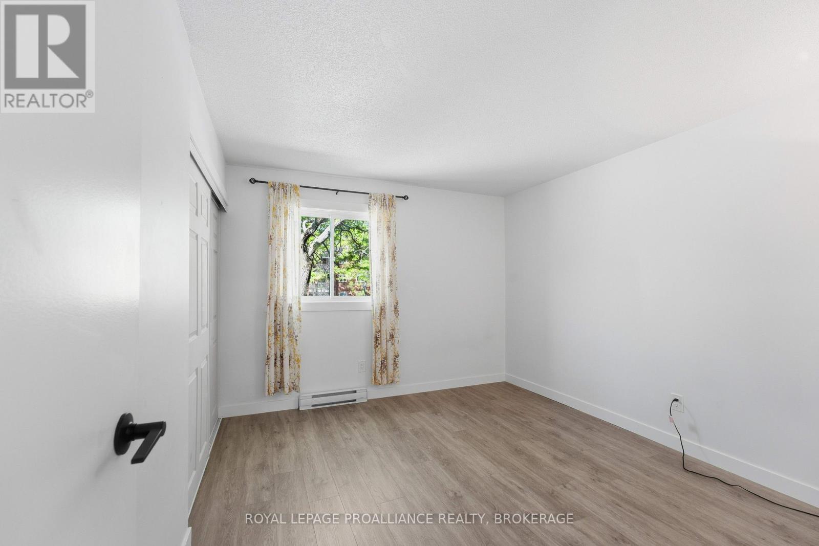 #217 573 ARMSTRONG ROAD - 26