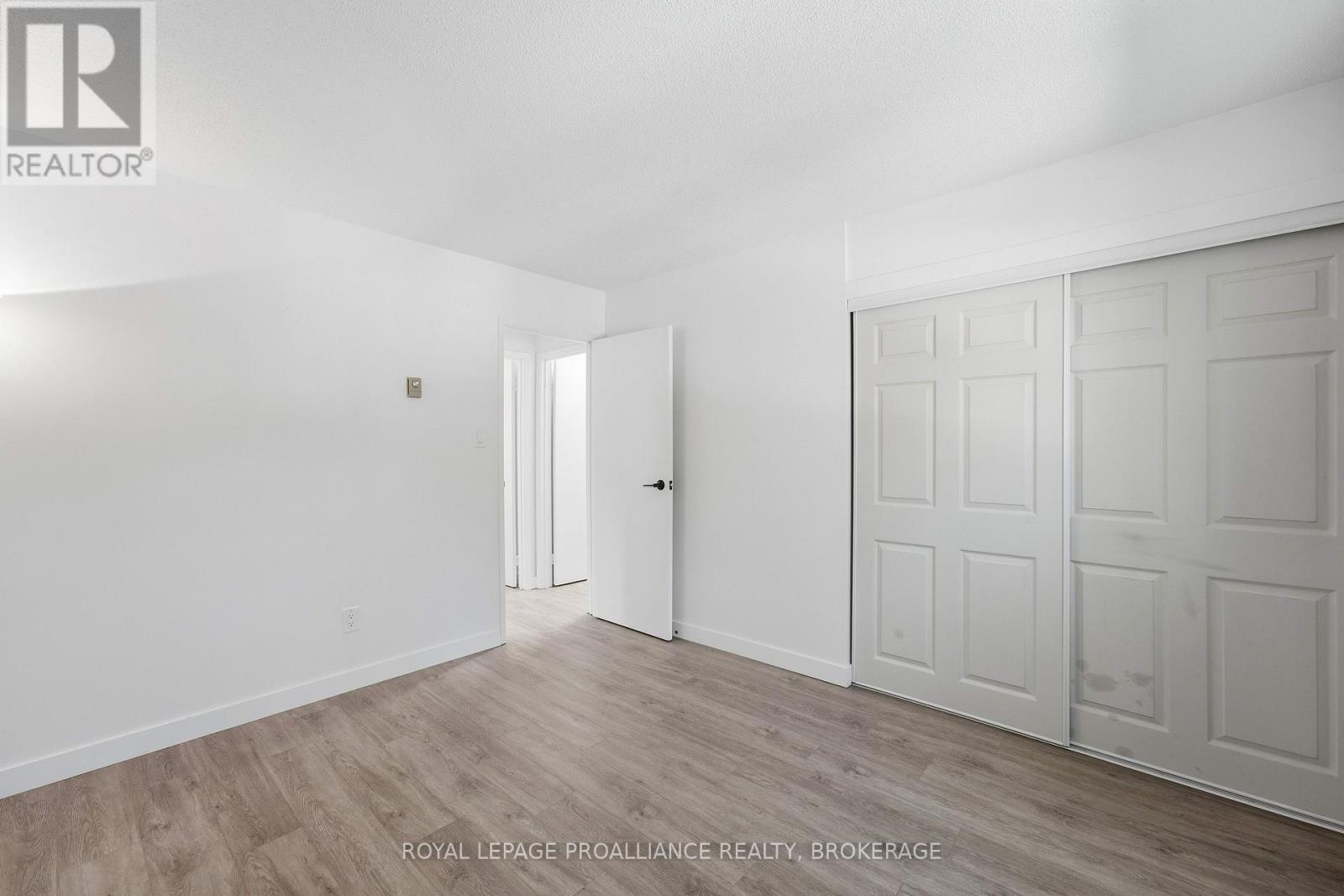 #217 573 ARMSTRONG ROAD - 27