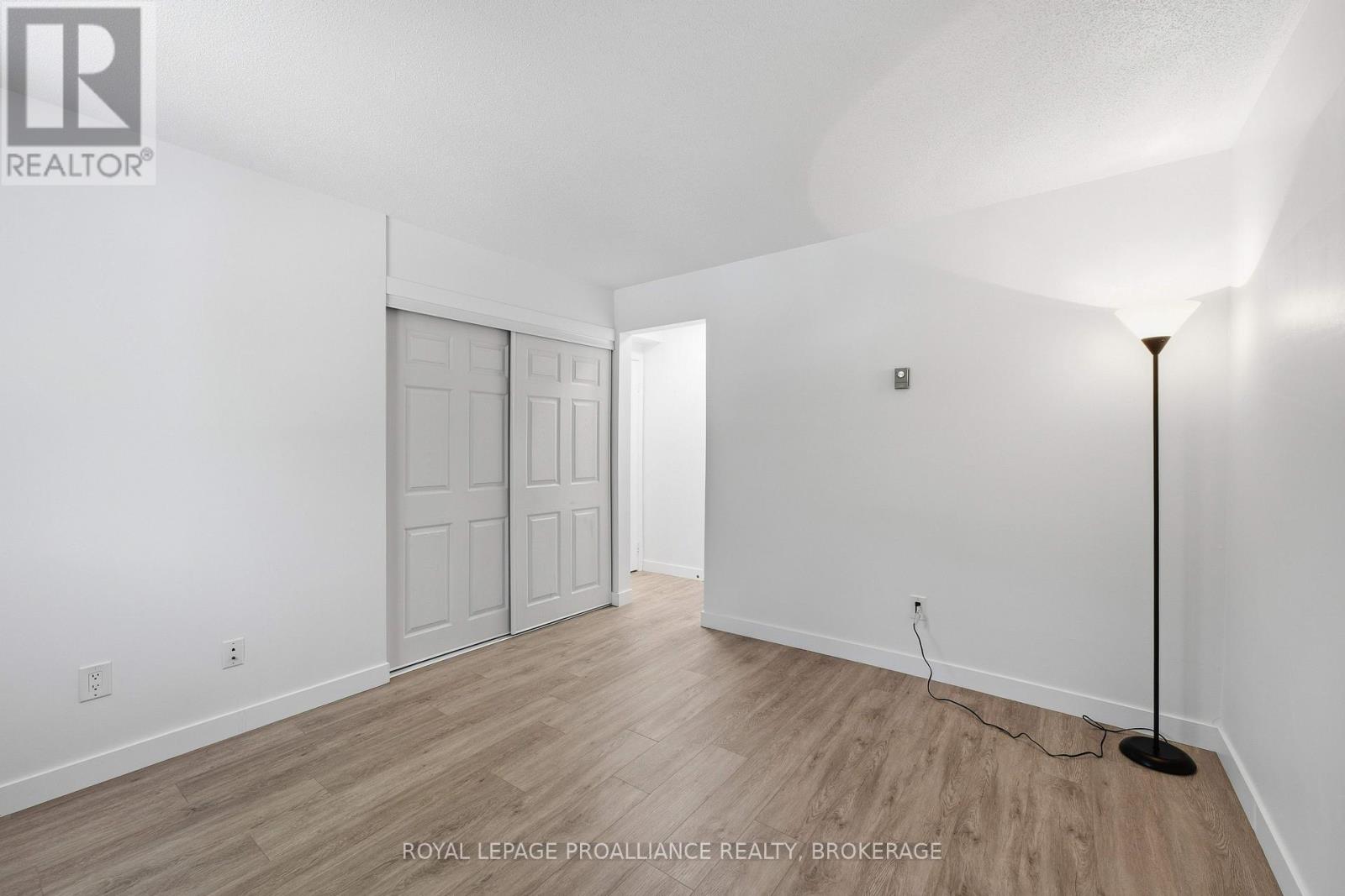 #217 573 ARMSTRONG ROAD - 30