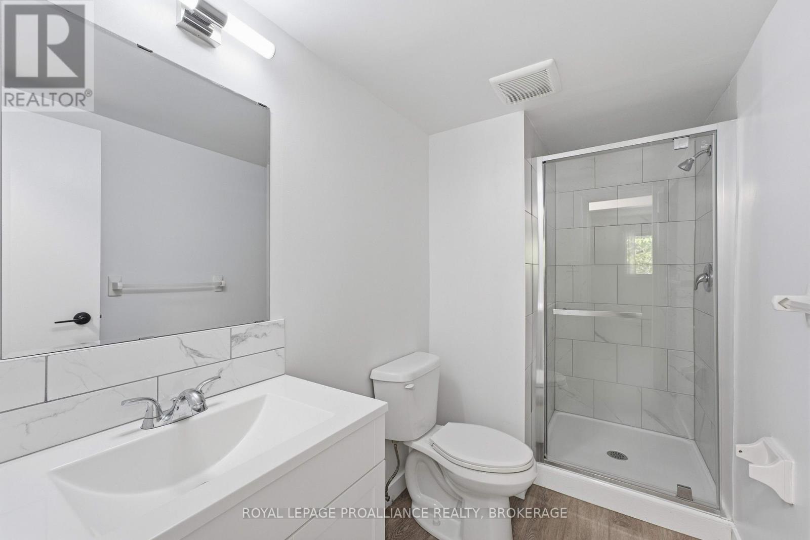 #217 573 ARMSTRONG ROAD - 31