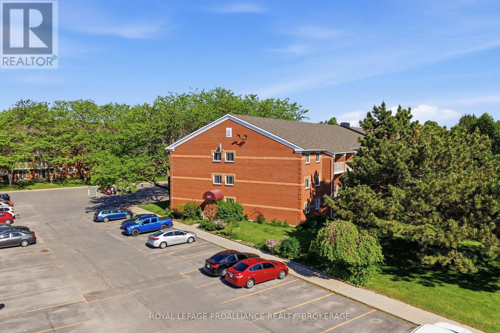 #217 573 ARMSTRONG ROAD - 5