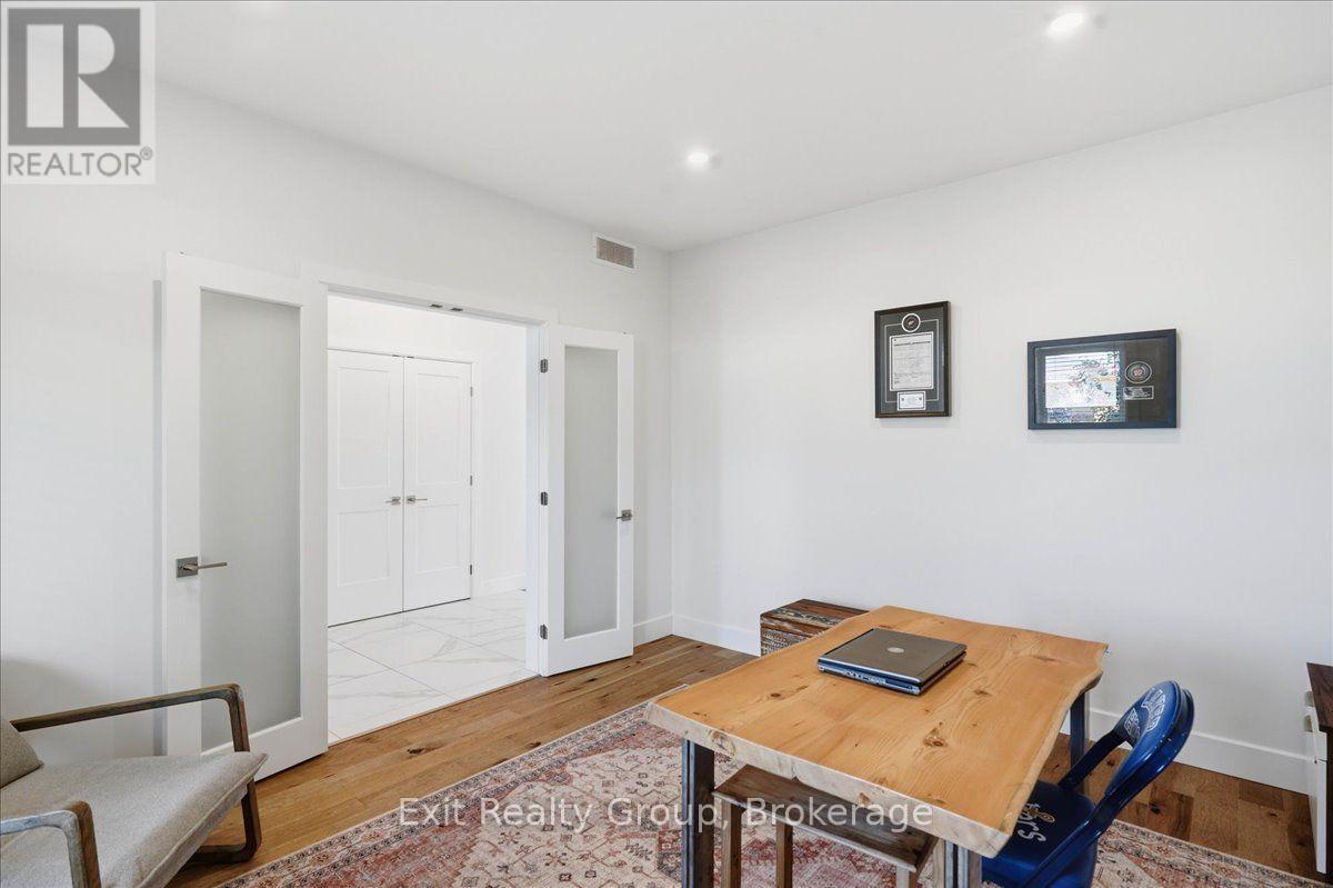48 HUMMINGBIRD DRIVE - Image 8