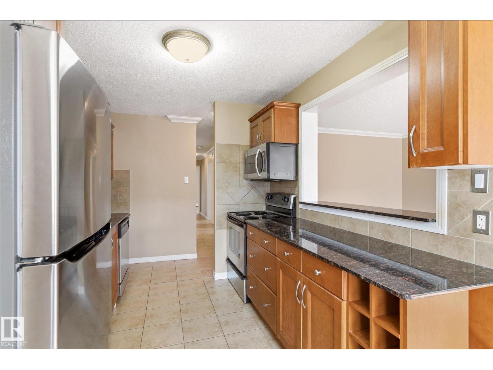#204 10720 84 AV NW - 10