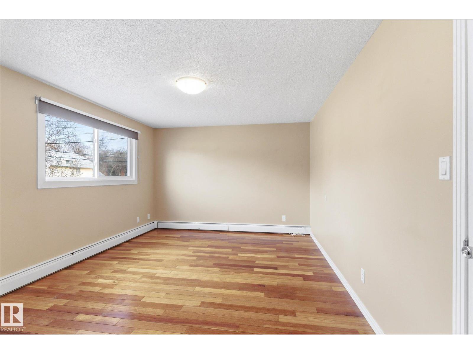 #204 10720 84 AV NW - 16