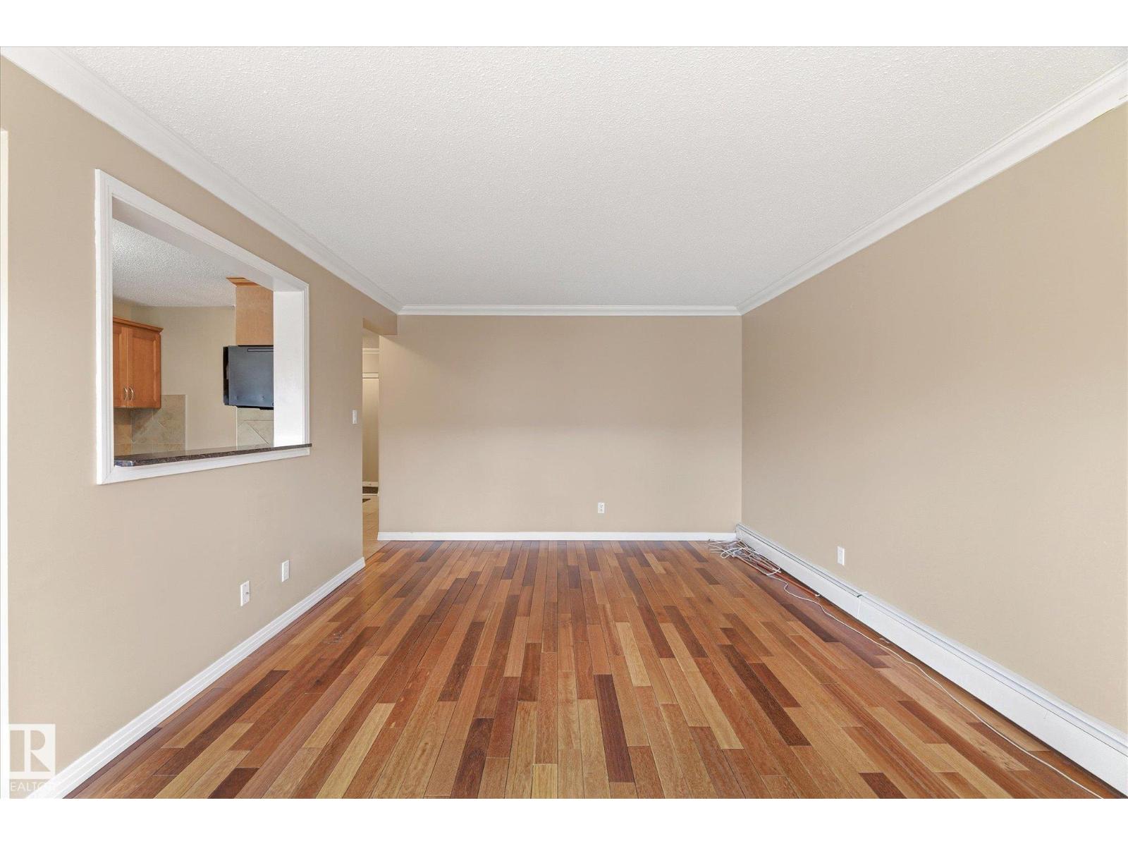 #204 10720 84 AV NW - 6