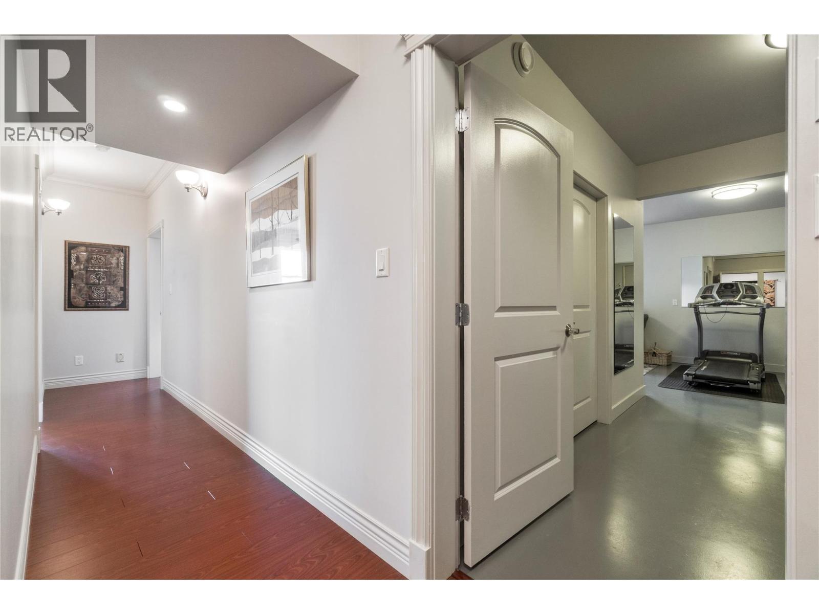 #33 2990 20 Street NE - 60
