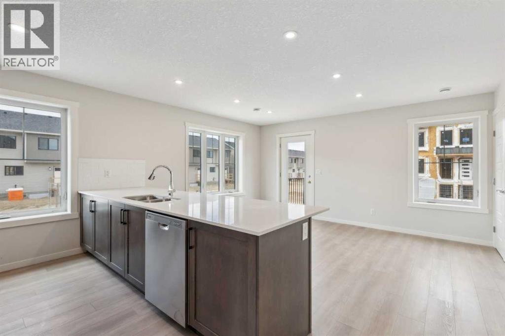 #101 63 Belmont Passage SW - 17