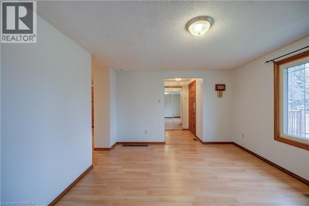 390 BRANTWOOD PARK Road - 4