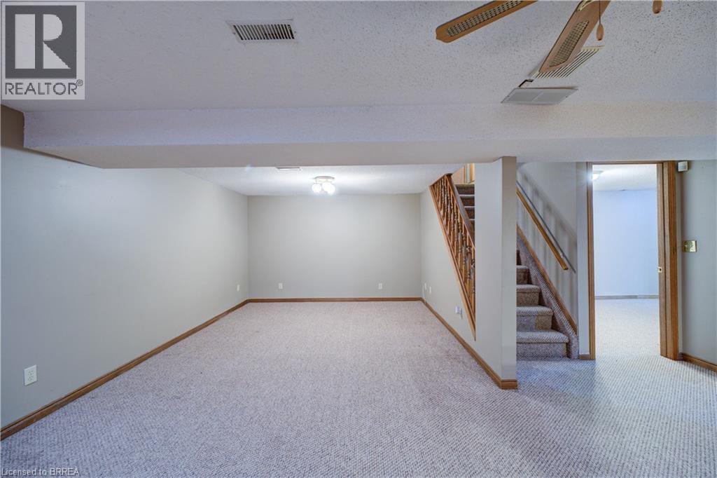 390 BRANTWOOD PARK Road - 26