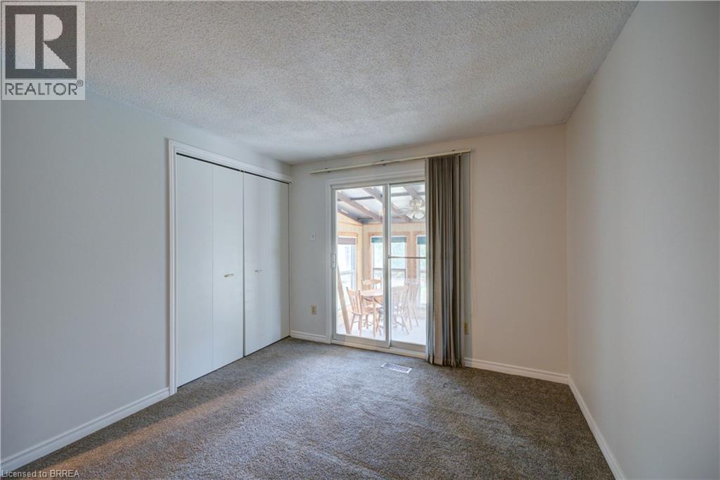 390 BRANTWOOD PARK Road - 21