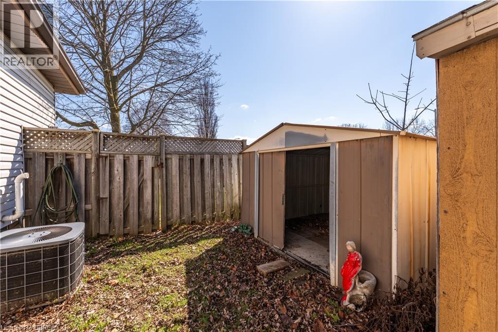 390 BRANTWOOD PARK Road - 46