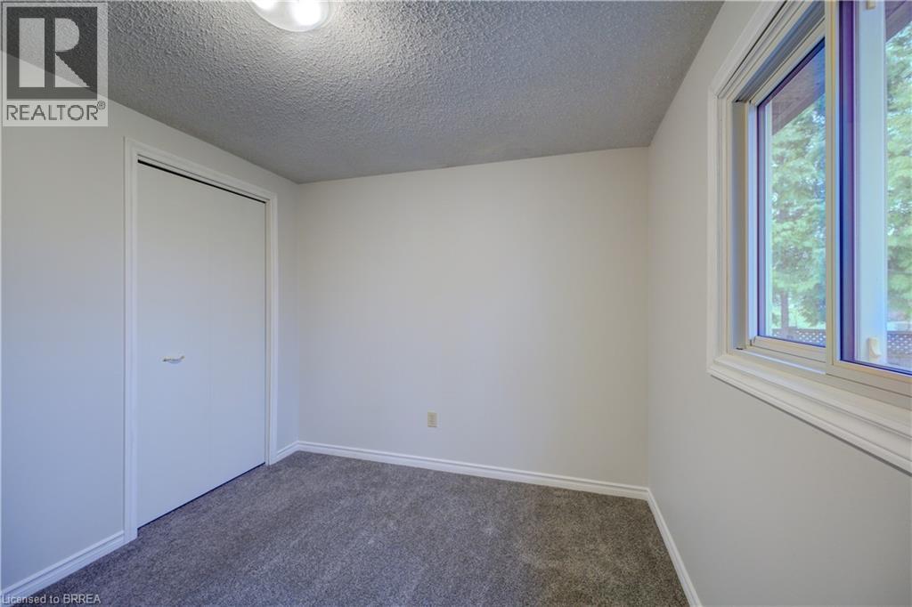 390 BRANTWOOD PARK Road - 19
