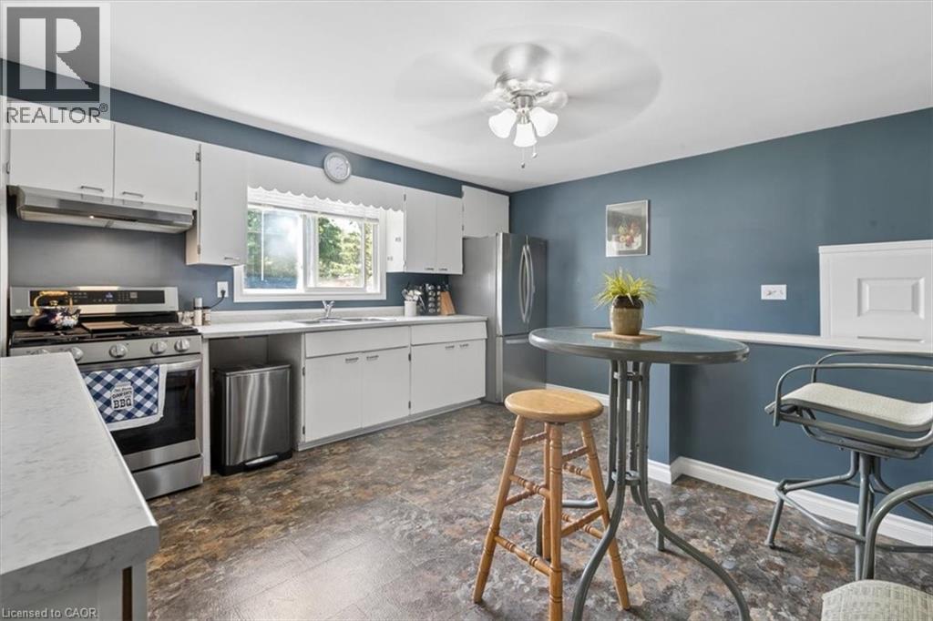 23 BAIRD Street - 11