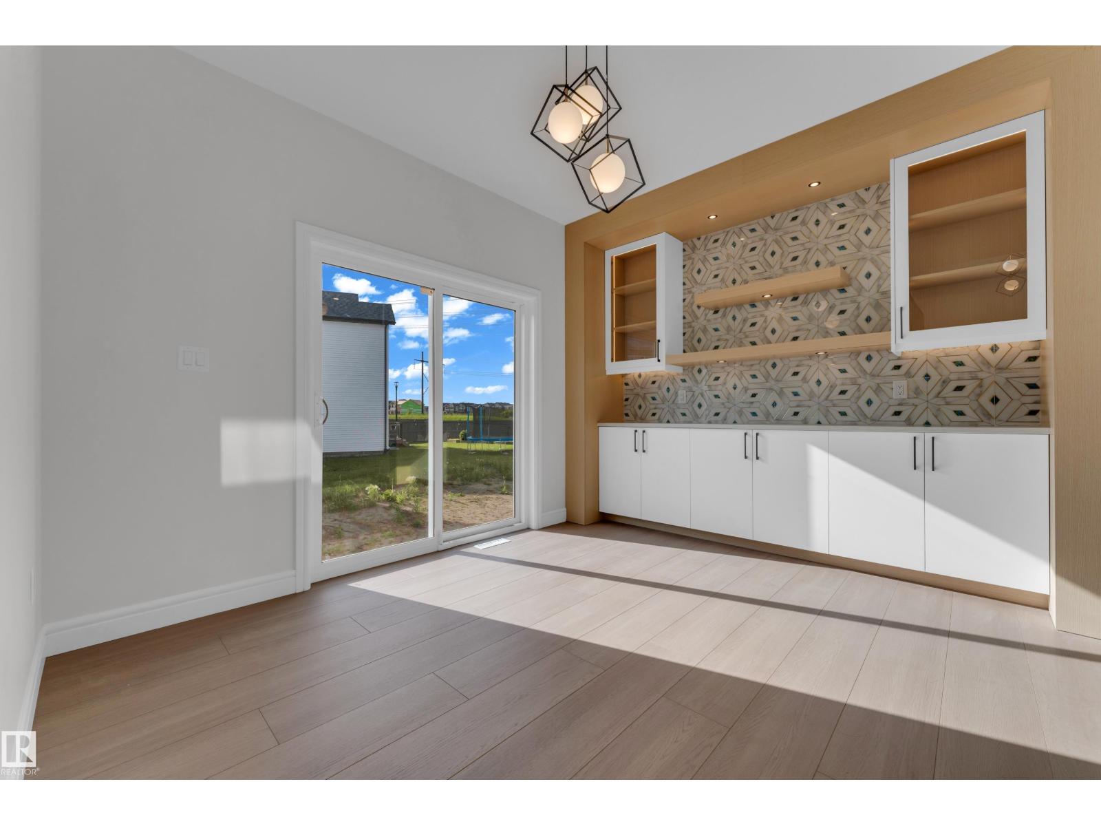 2824 194 ST NW - 16