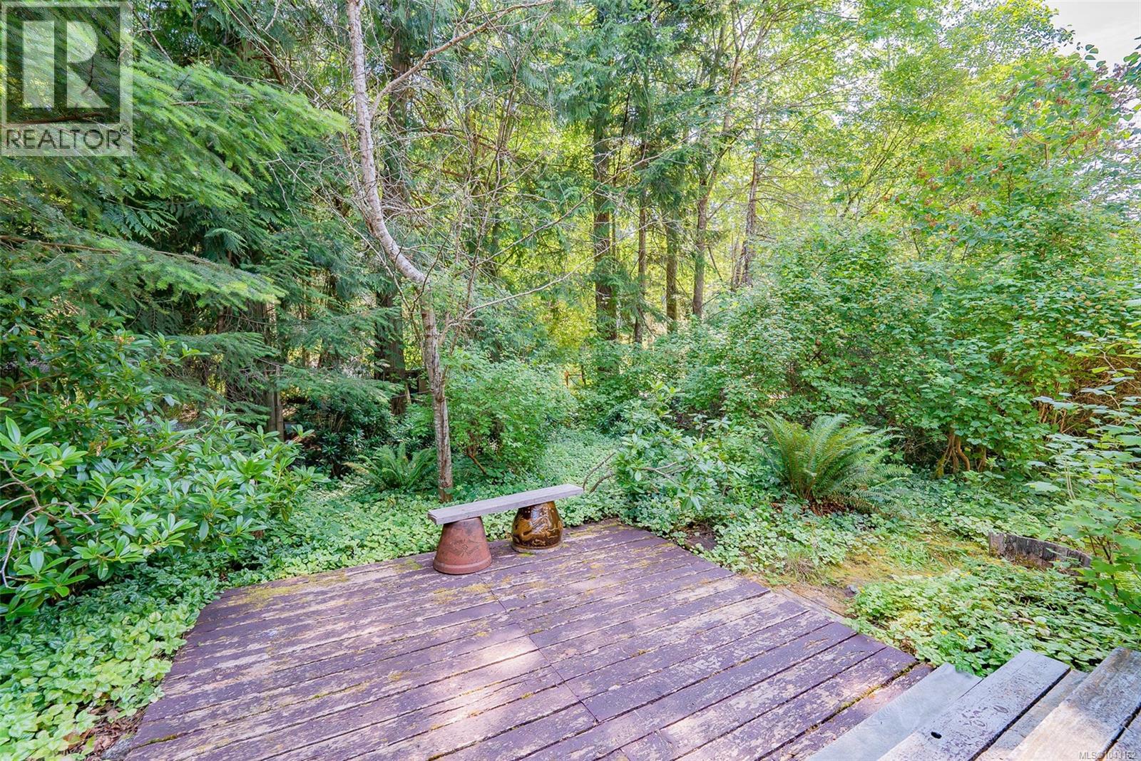 2146 Pauls Rd - 46