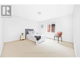 46 Frederick Taylor Way, East Gwillimbury, ON L0G1M0 Photo 19