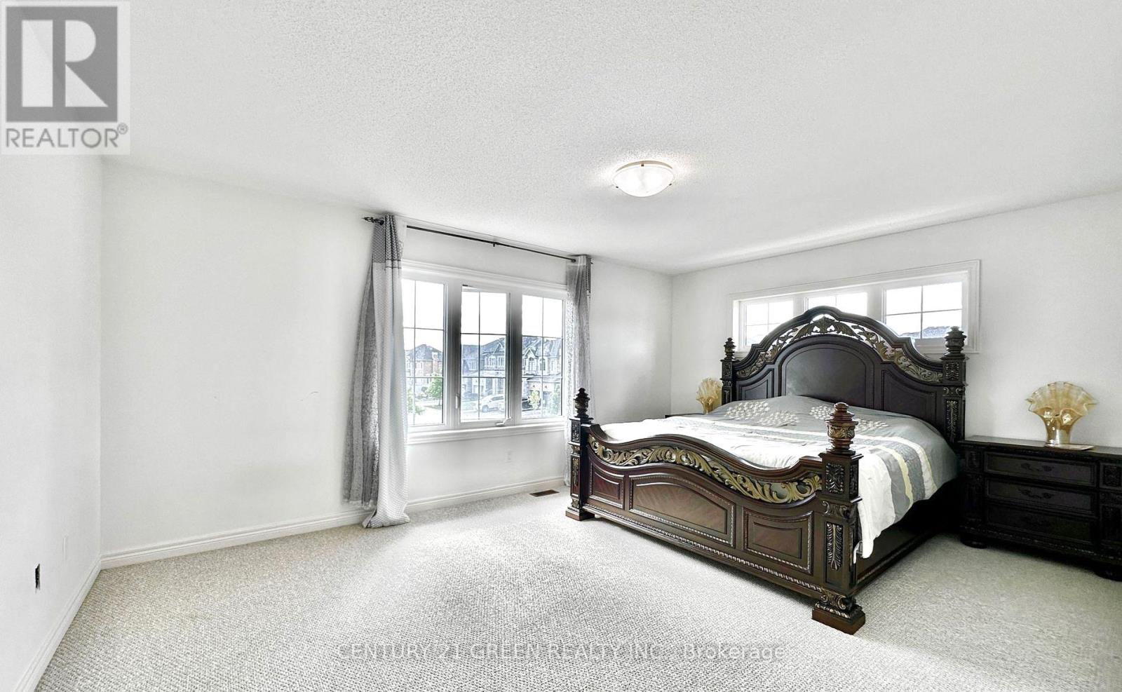 21 TUPLING STREET - 21