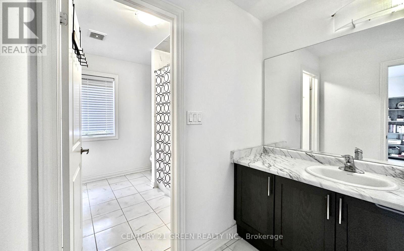 21 TUPLING STREET - 27