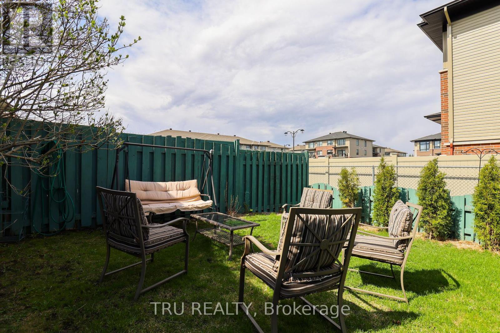 186 DAVENTRY CRESCENT - 46