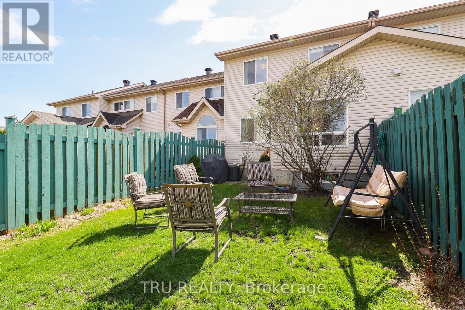 186 DAVENTRY CRESCENT - 49