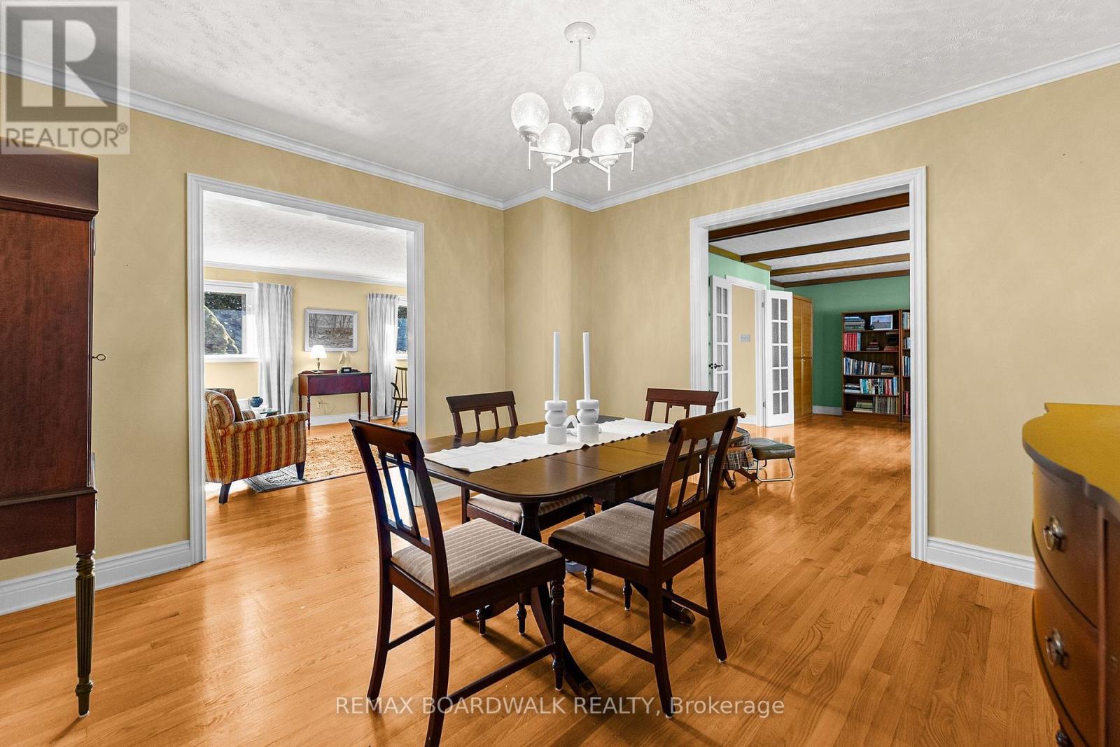 3572 WOODROFFE AVENUE, Ottawa. Luxury613. By Peter Sagos - Image 10