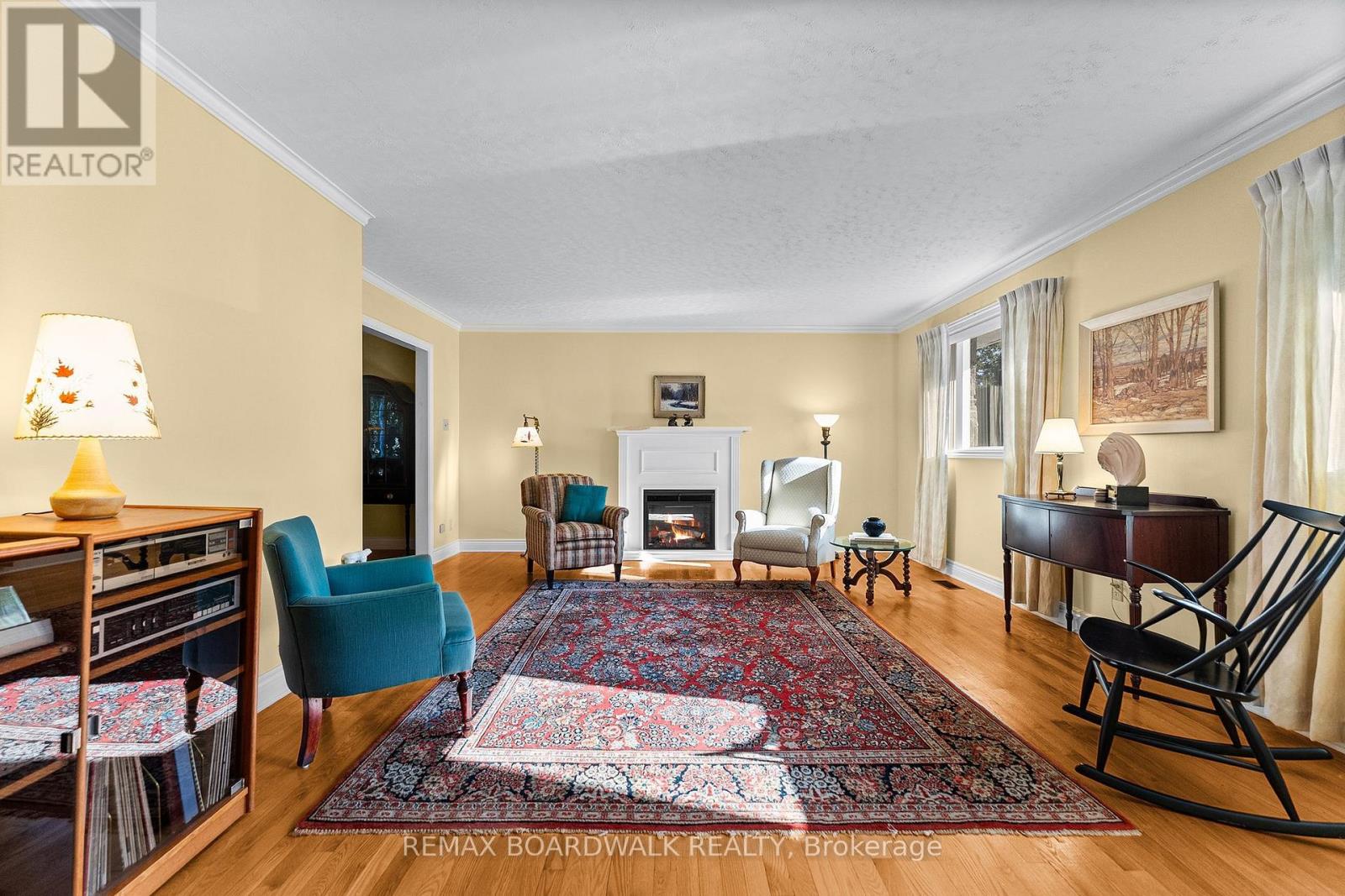 3572 WOODROFFE AVENUE, Ottawa. Luxury613. By Peter Sagos - Image 6