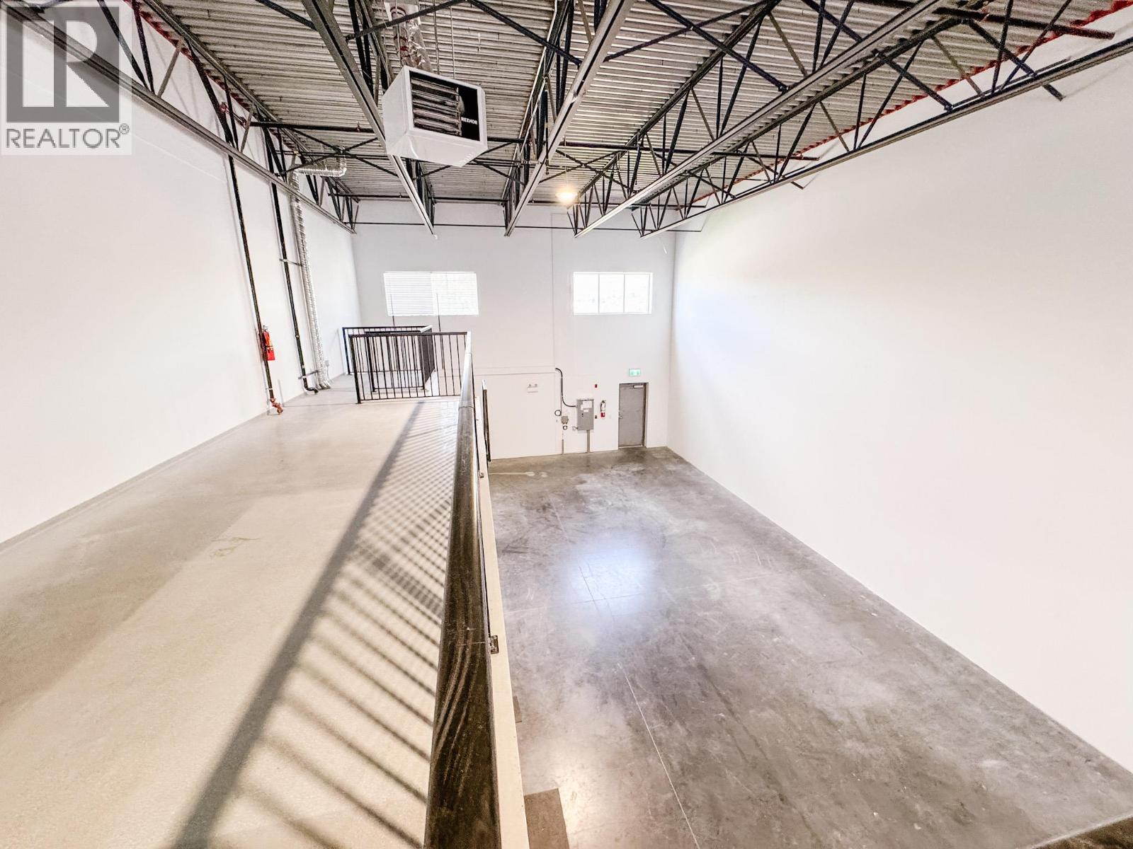 106 310 Hiram Walker Court, Kelowna