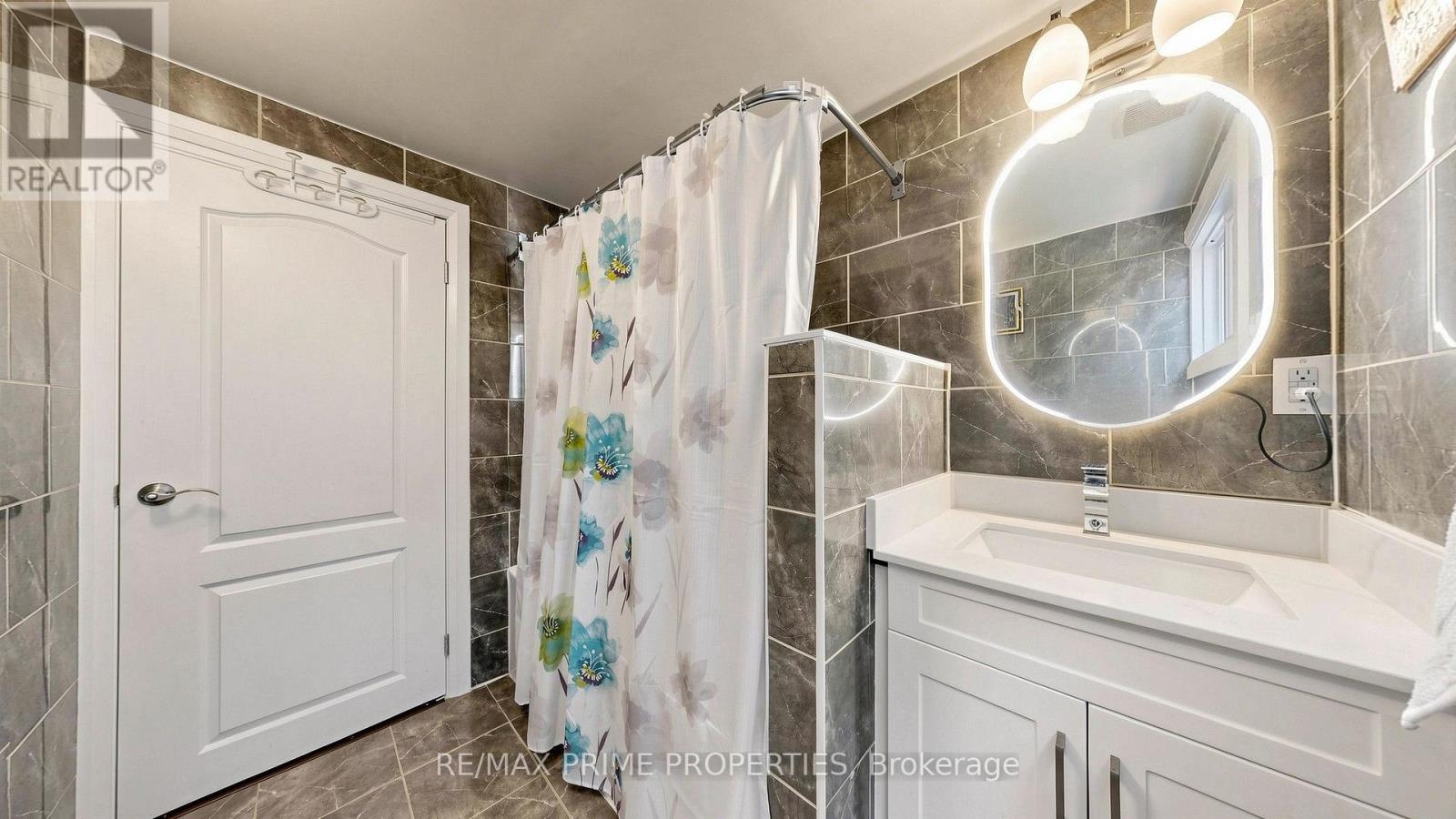 4298 PLUM POINT ROAD W - Image 29