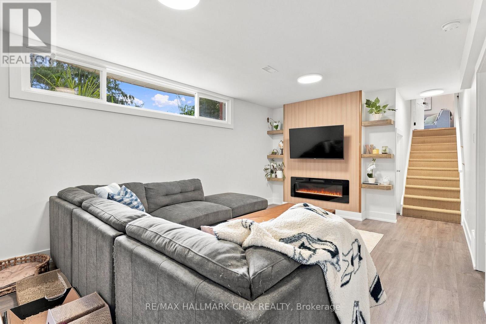 1180 ST VINCENT STREET - Image 23