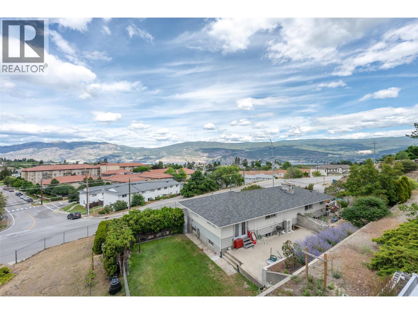 8188 Milne Road, Summerland