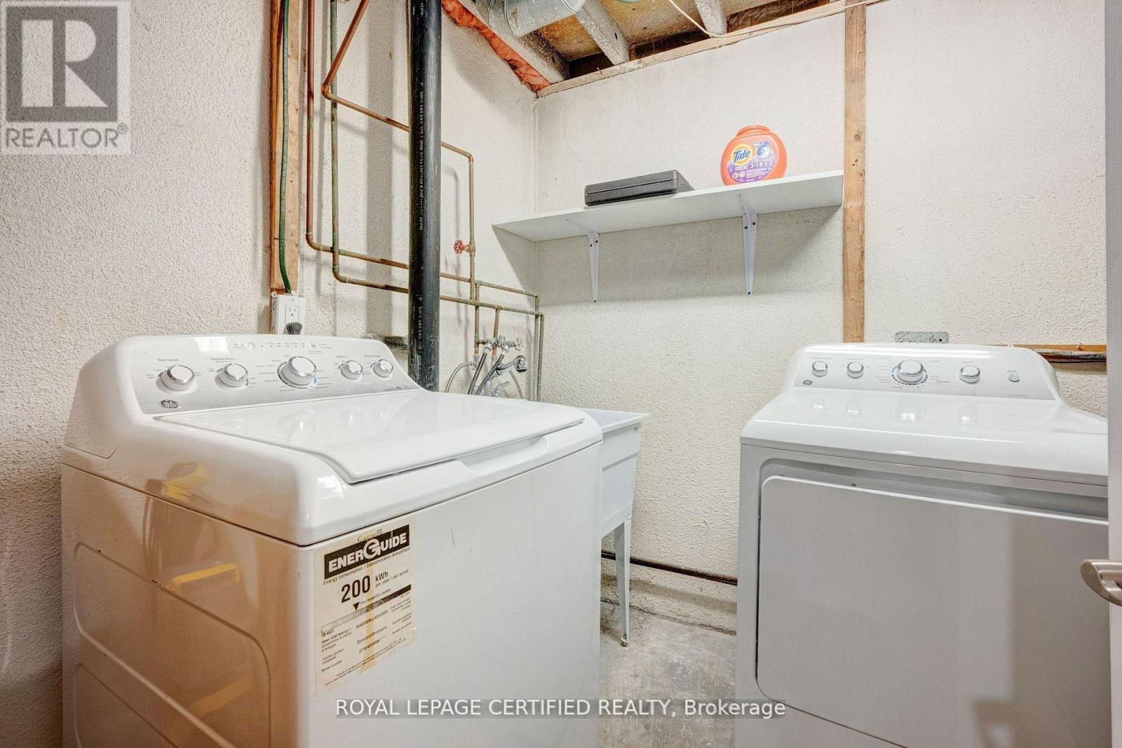 #91 371 BRONTE STREET S - 30