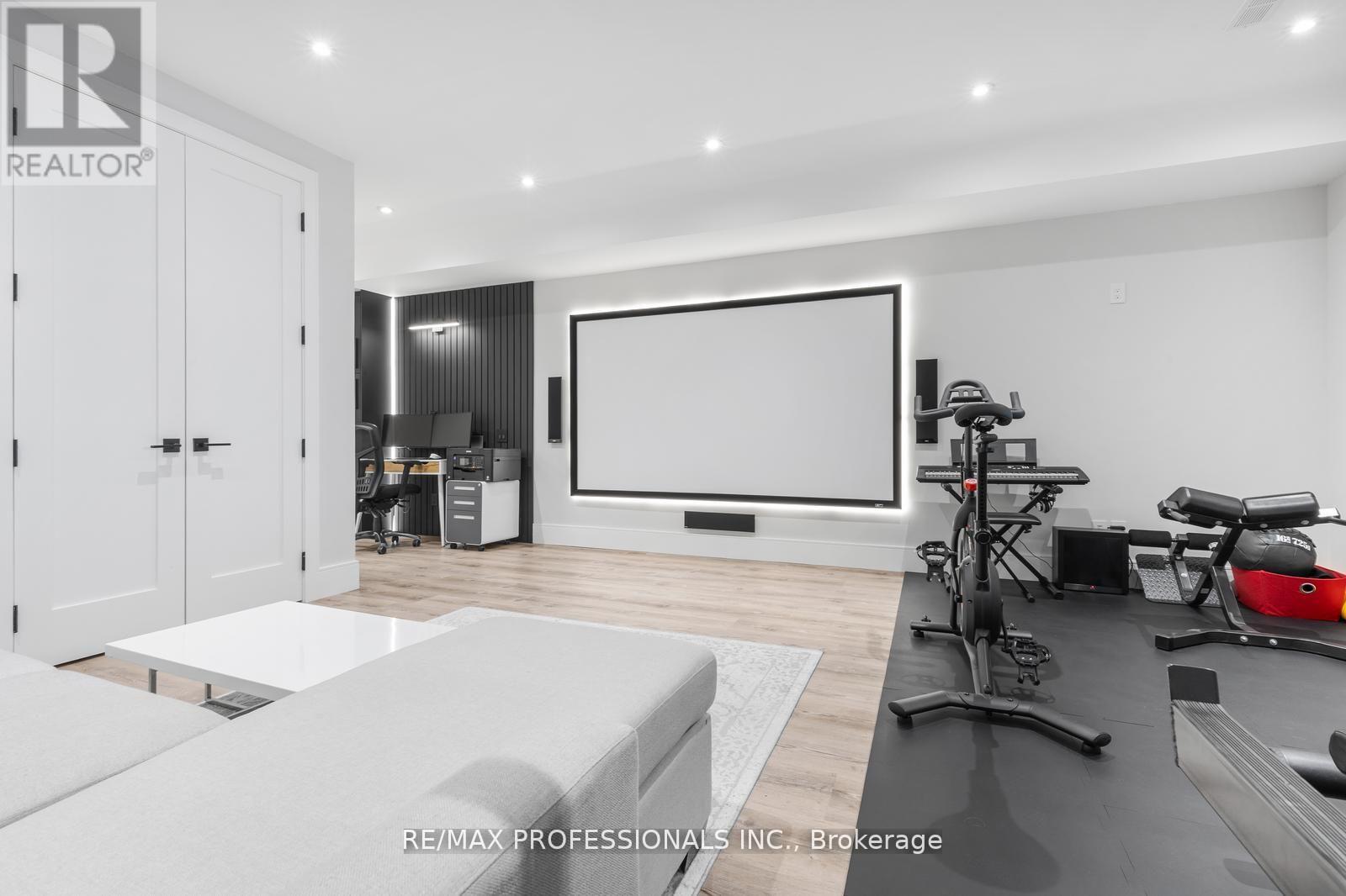 216 ALDERCREST ROAD - 36