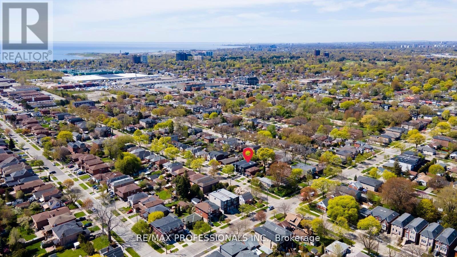 216 ALDERCREST ROAD - 47