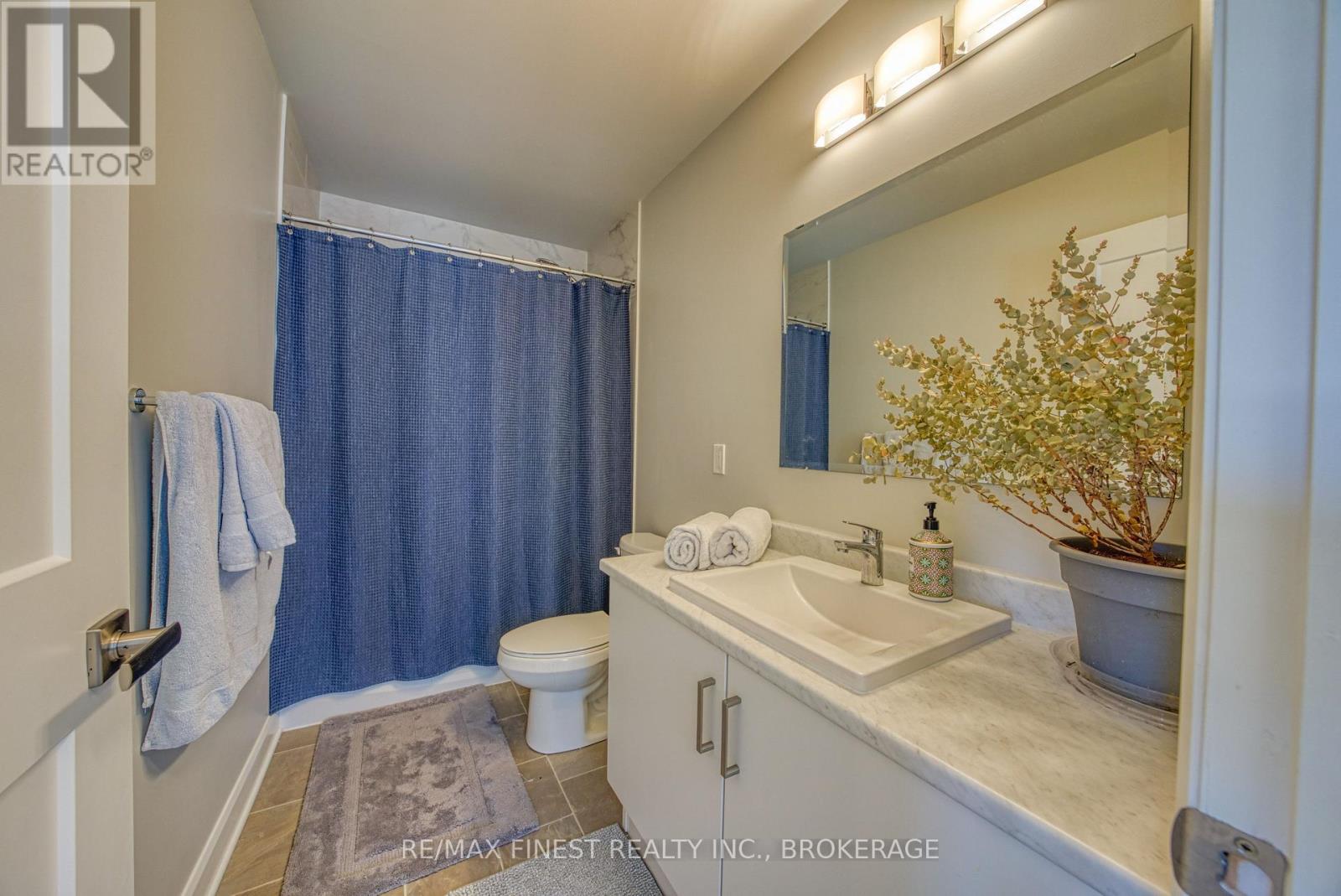 1372 ANDERSEN DRIVE - 18