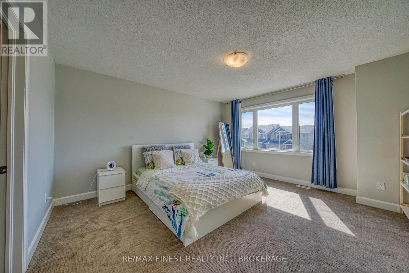 1372 ANDERSEN DRIVE - 22