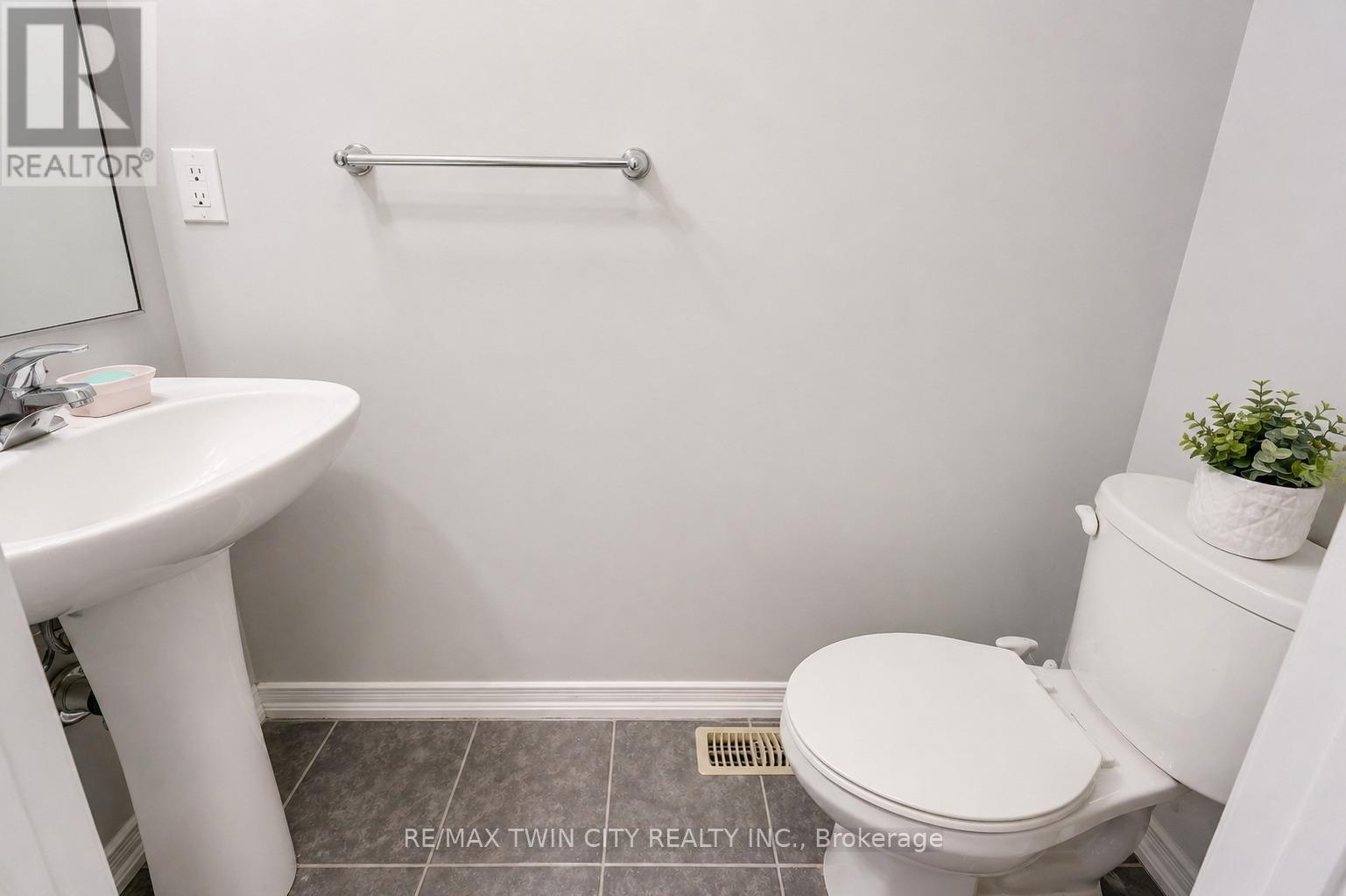 71 GLENVISTA DRIVE - 14