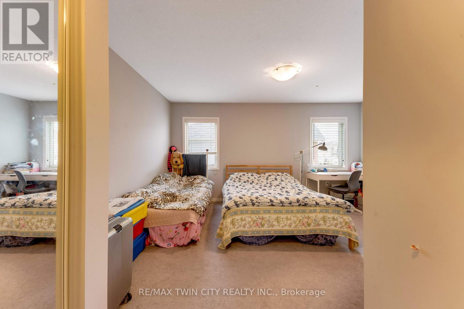 71 GLENVISTA DRIVE - 16