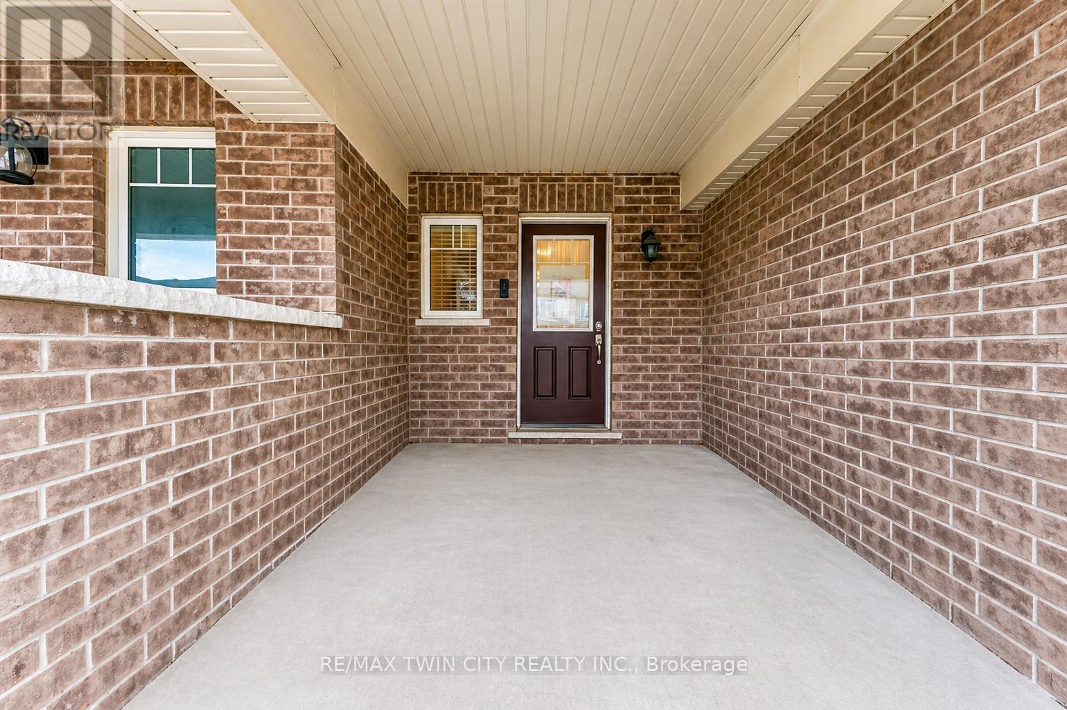 71 GLENVISTA DRIVE - 3