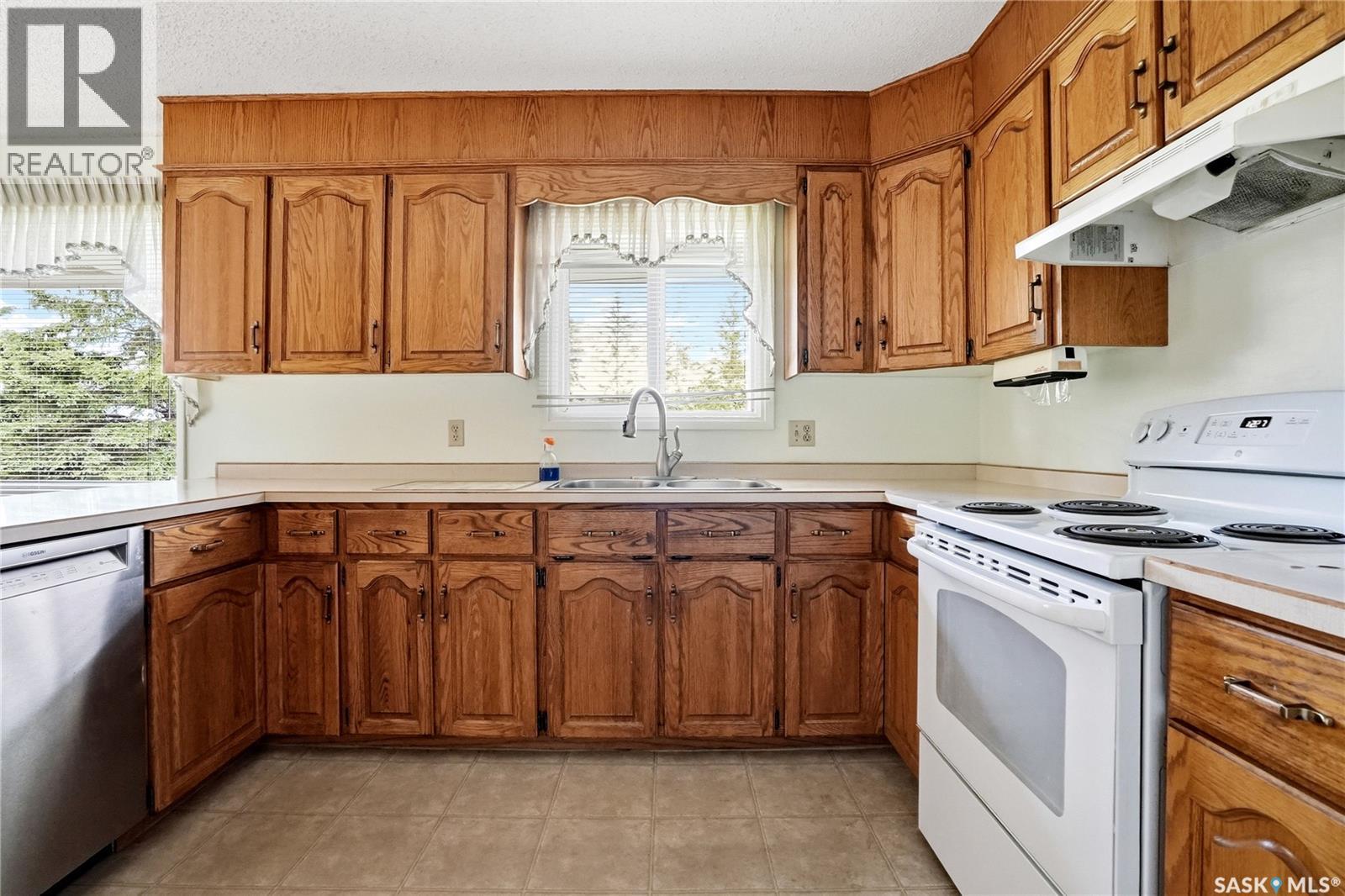 (Martensville) Friesen Acreage - 29