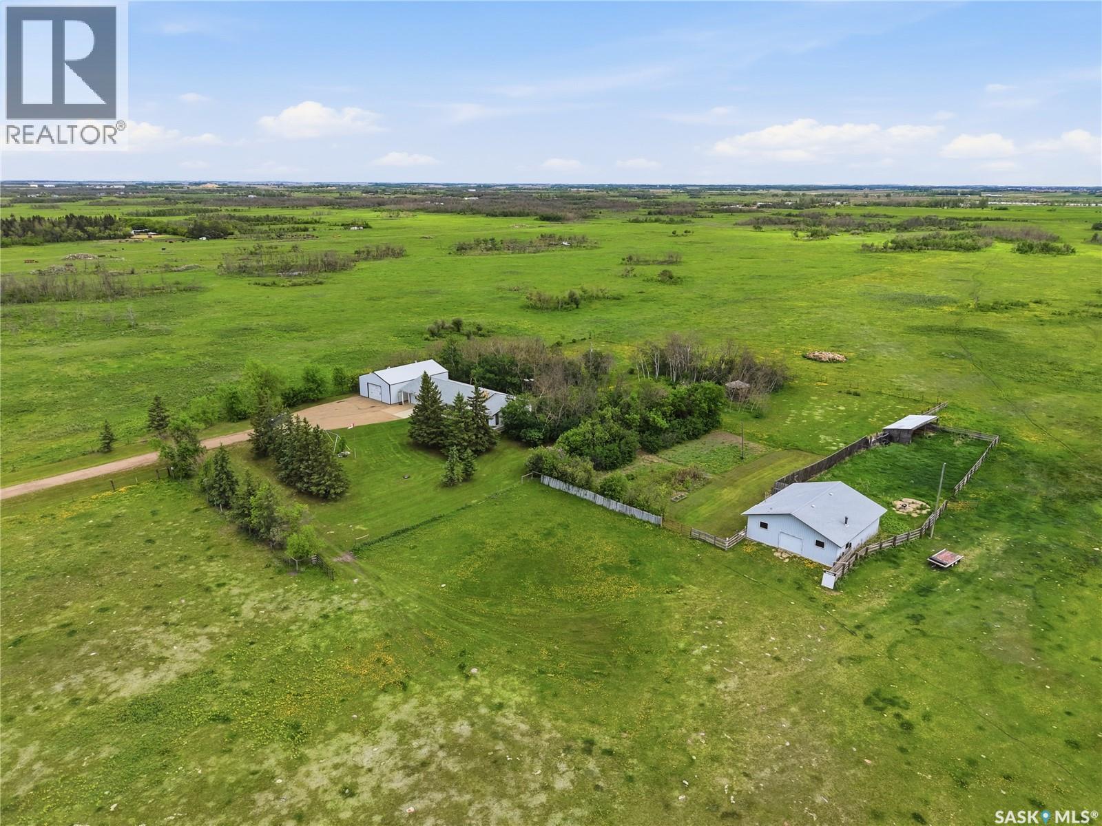 (Martensville) Friesen Acreage - 6