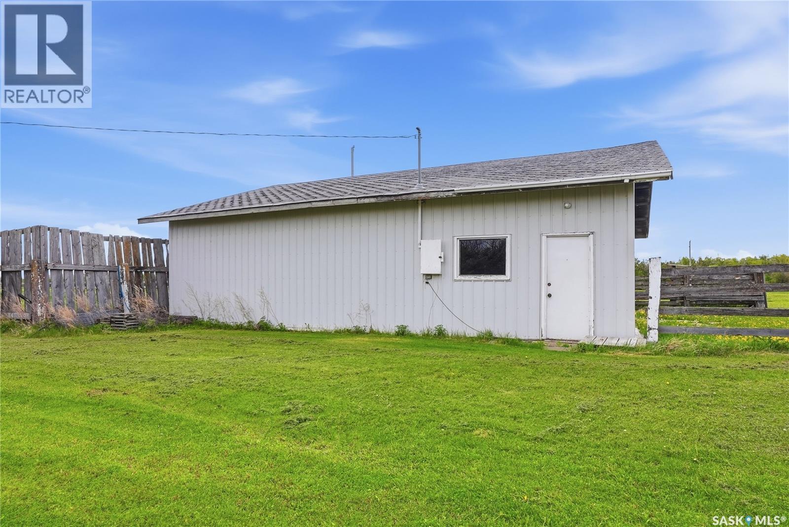 (Martensville) Friesen Acreage - 54