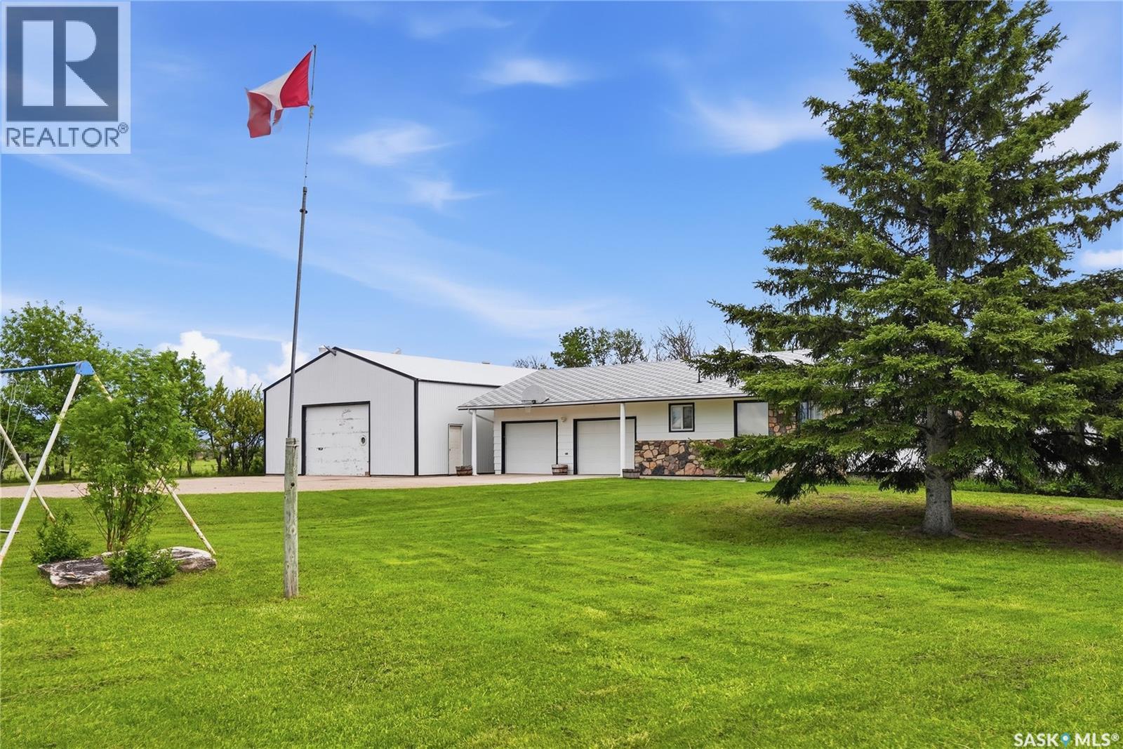 (Martensville) Friesen Acreage - 12