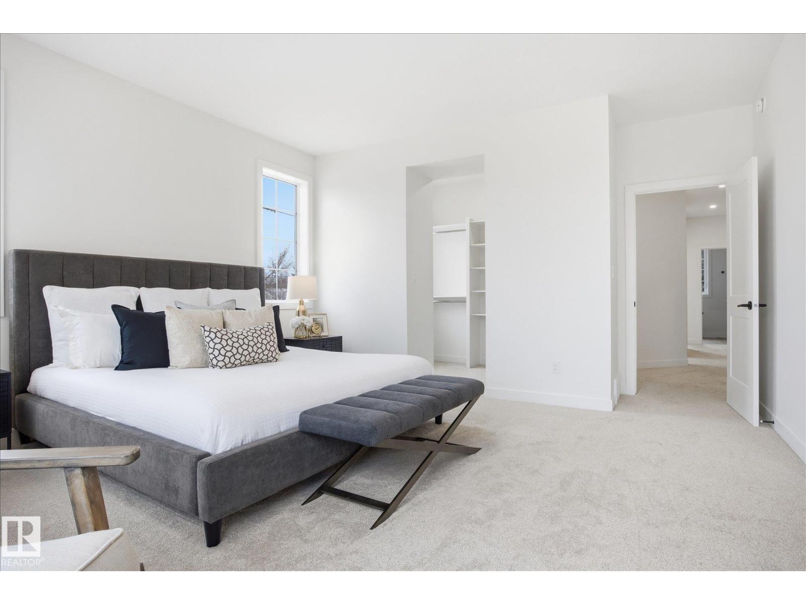 9703 68 AV NW - 22