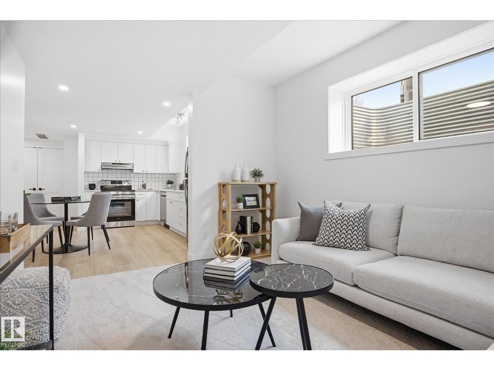9703 68 AV NW - 33