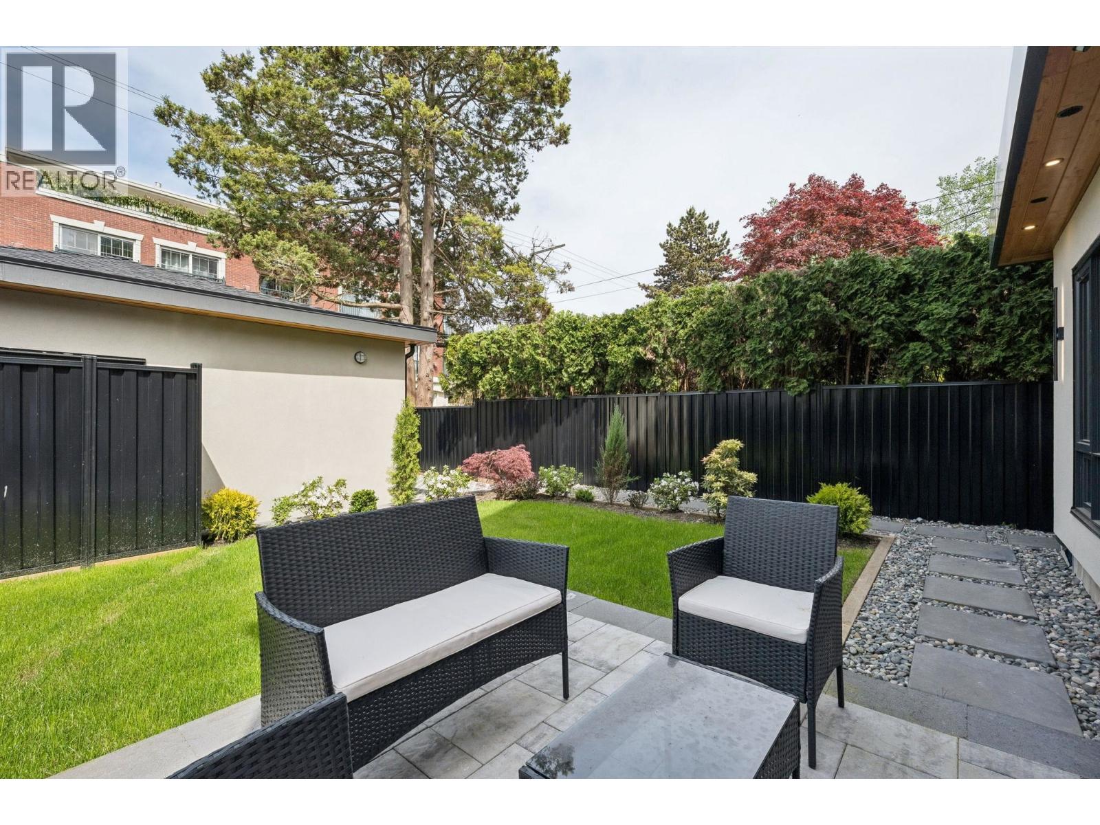 3 Bed, 4 Bath House for Sale in Vancouver – 2 4549 W 11TH AVENUE, Vancouver – MLS# R3144173 - Image 31