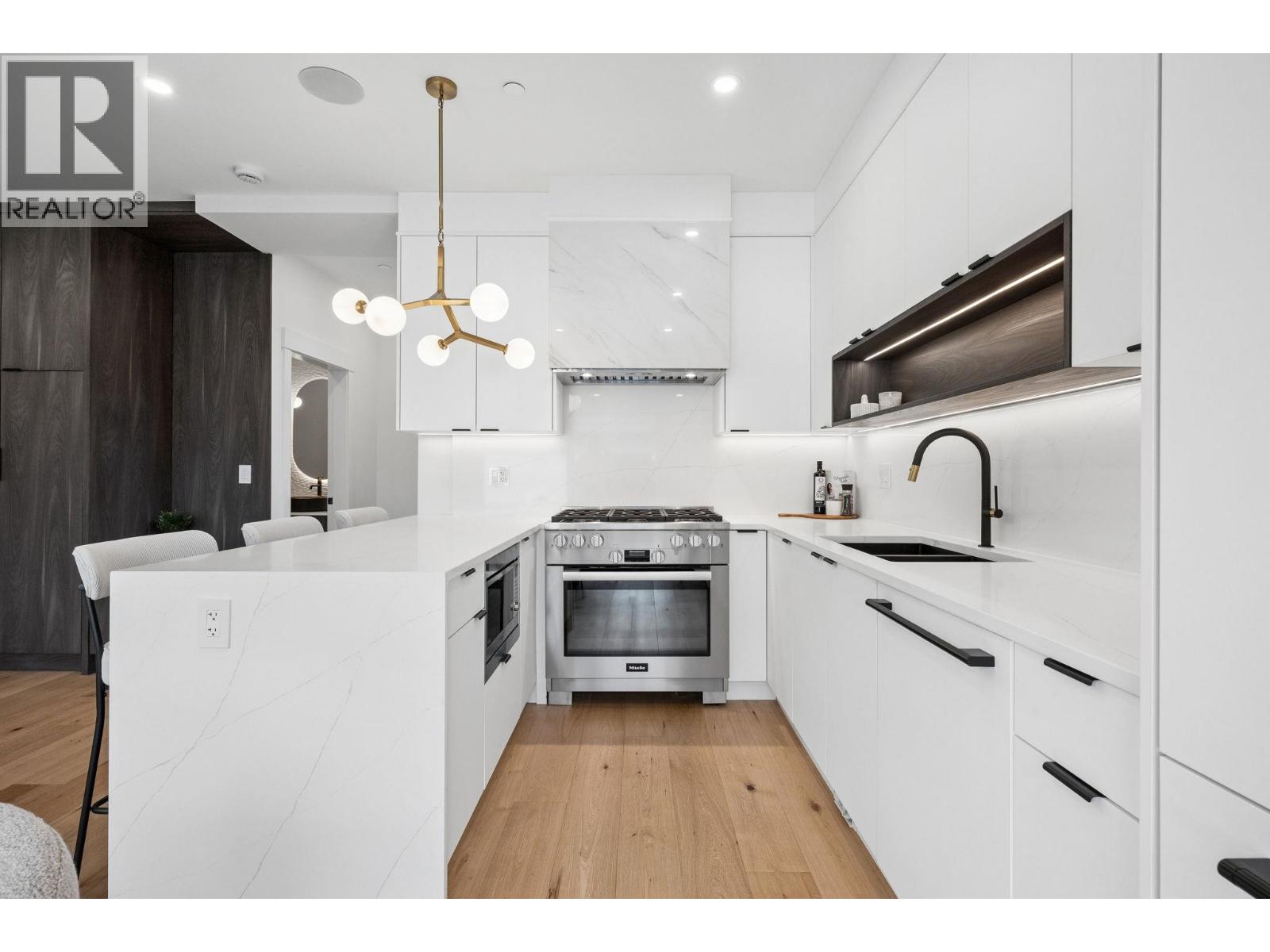 3 Bed, 4 Bath House for Sale in Vancouver – 2 4549 W 11TH AVENUE, Vancouver – MLS# R3144173 - Image 12