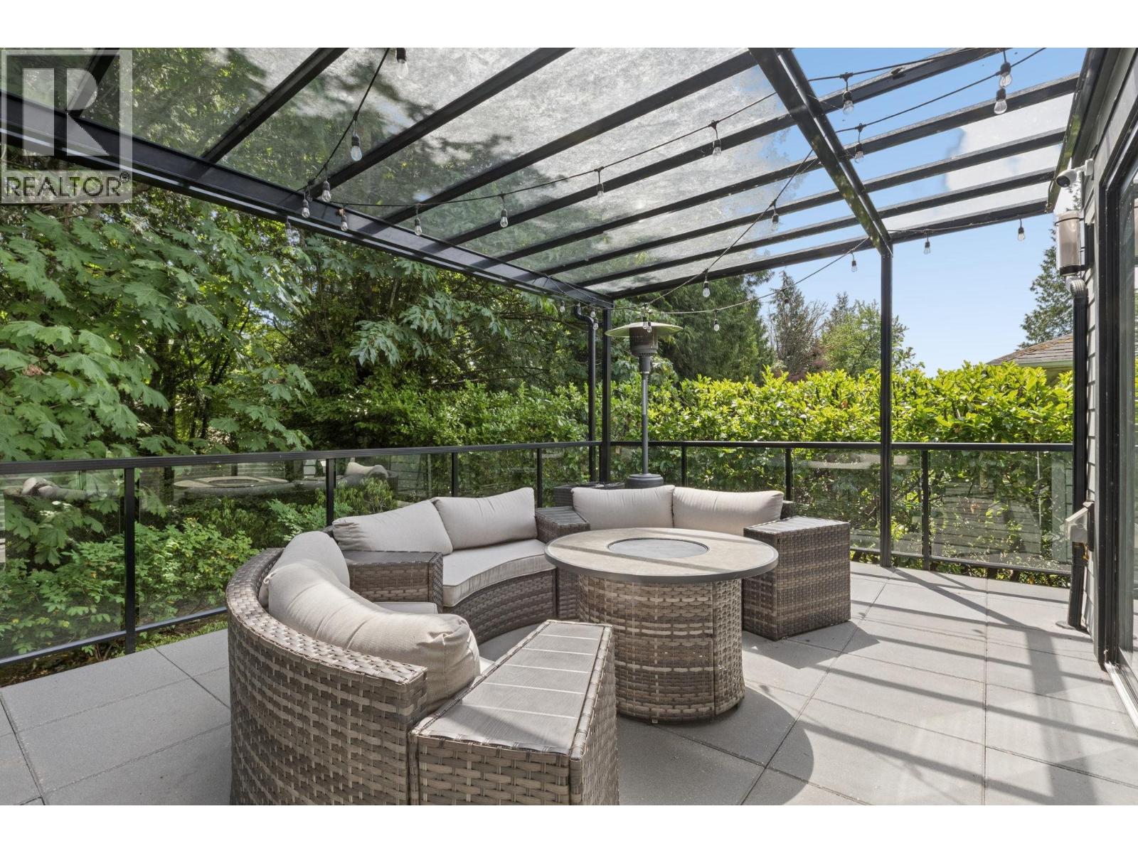 1250 SINCLAIR STREET, West Vancouver