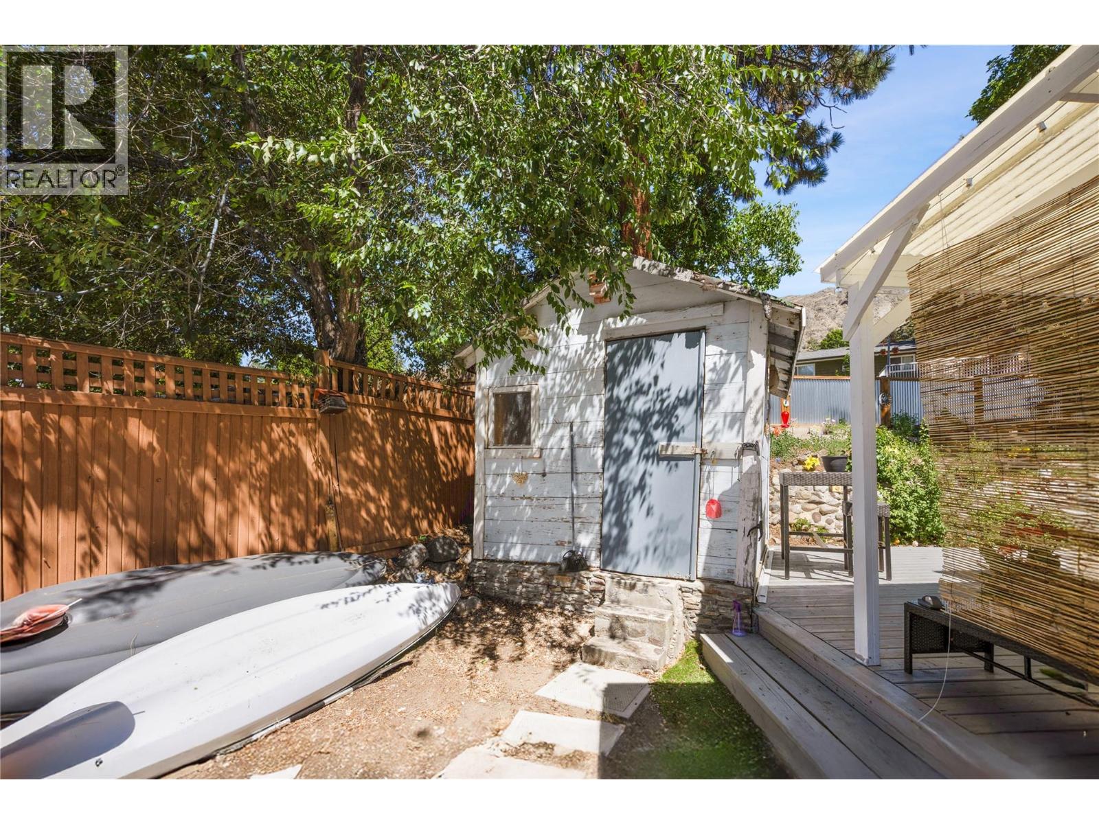708 MOSLEY Place - 26