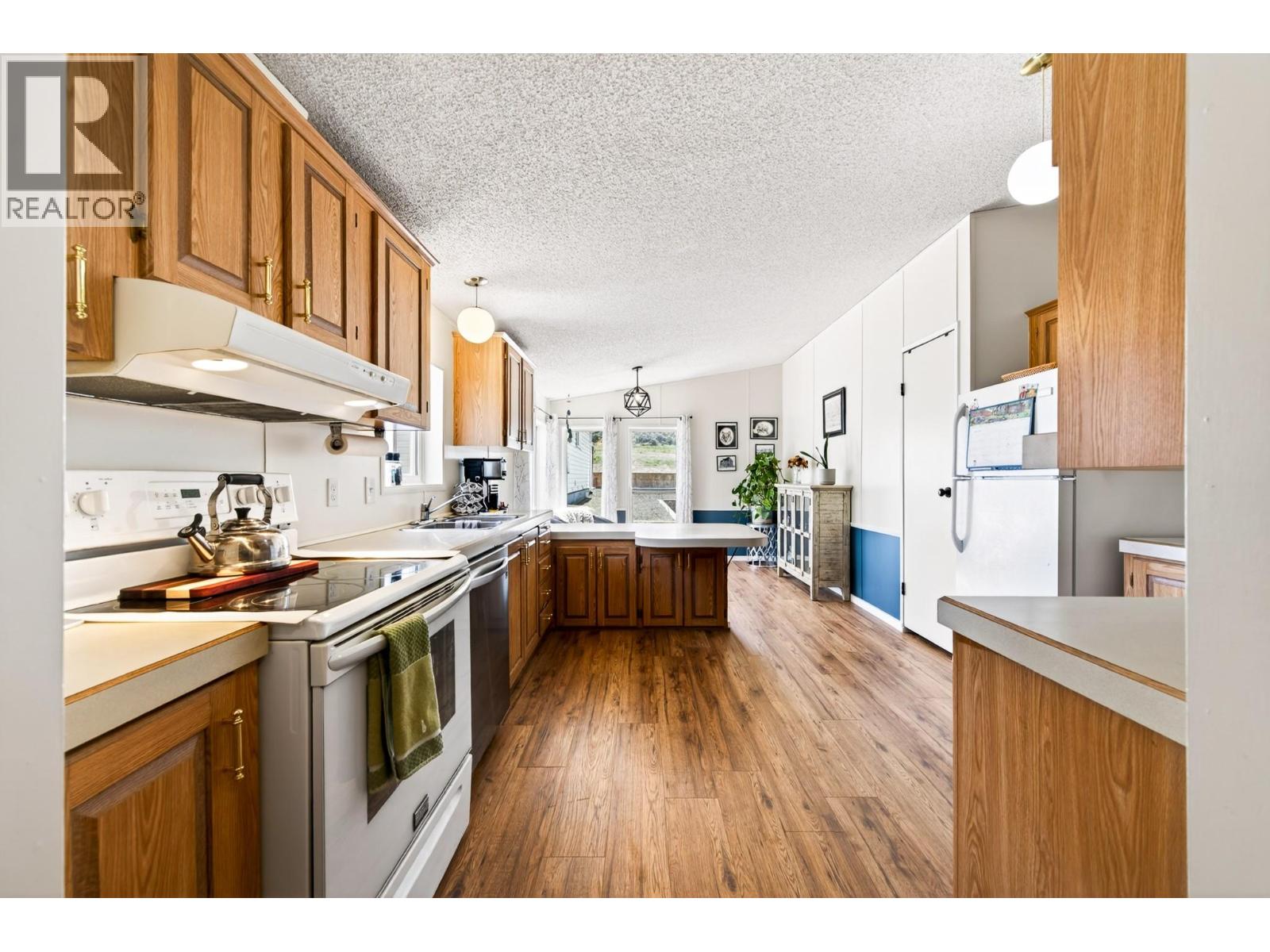 7070 Watson Drive E, Kamloops