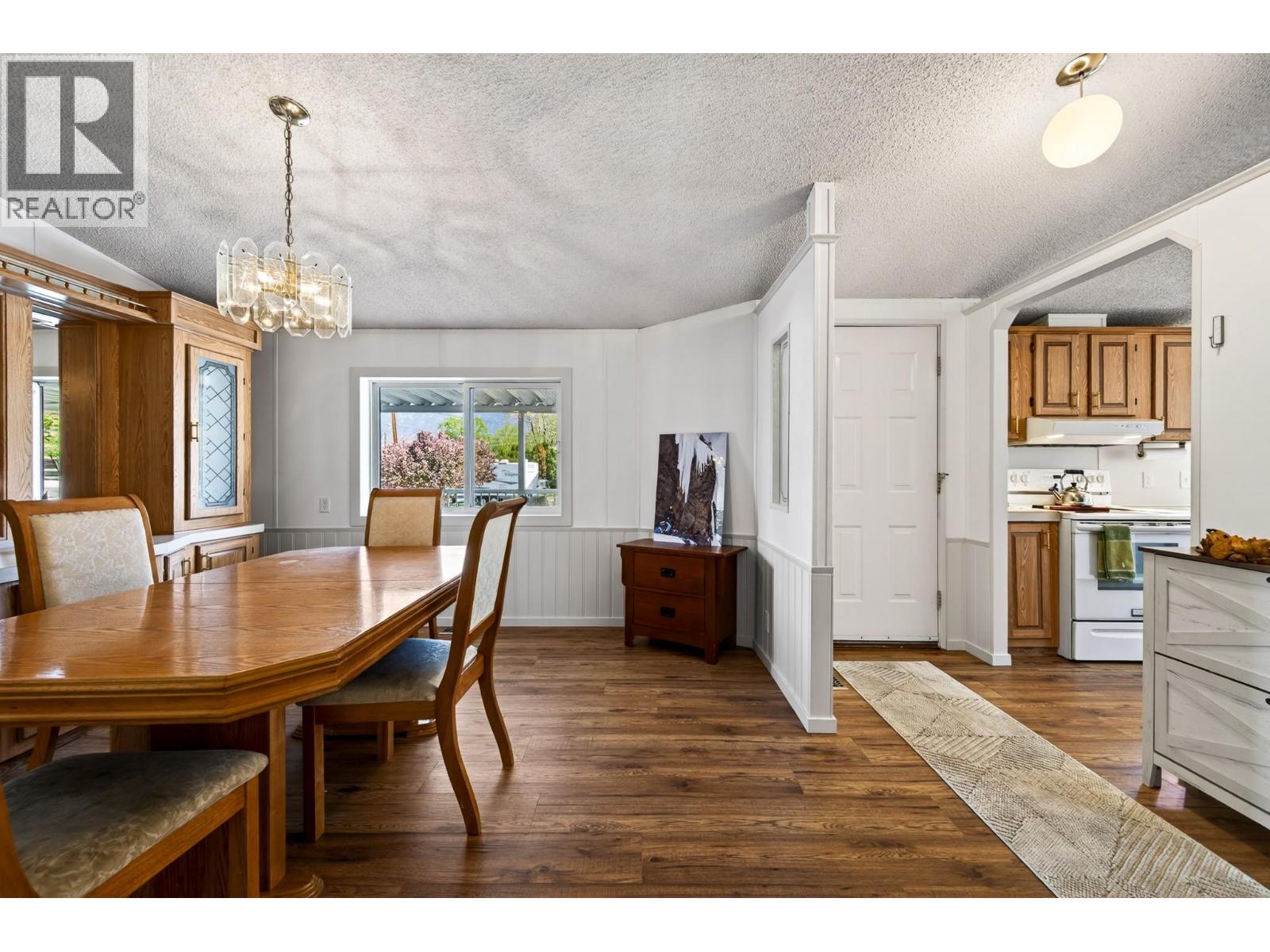 7070 Watson Drive E, Kamloops